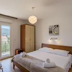 Tihana Mit Mediterranem Garten By Interhome Apartament Stari Grad (Hvar)