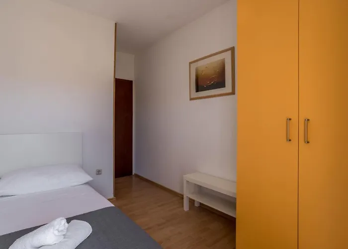 Tihana Mit Mediterranem Garten By Interhome