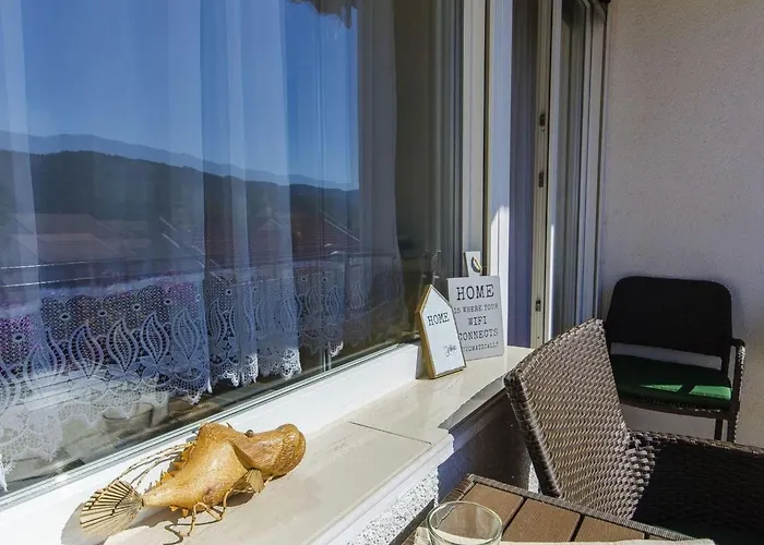 Tihana Mit Mediterranem Garten By Interhome Lejlighed